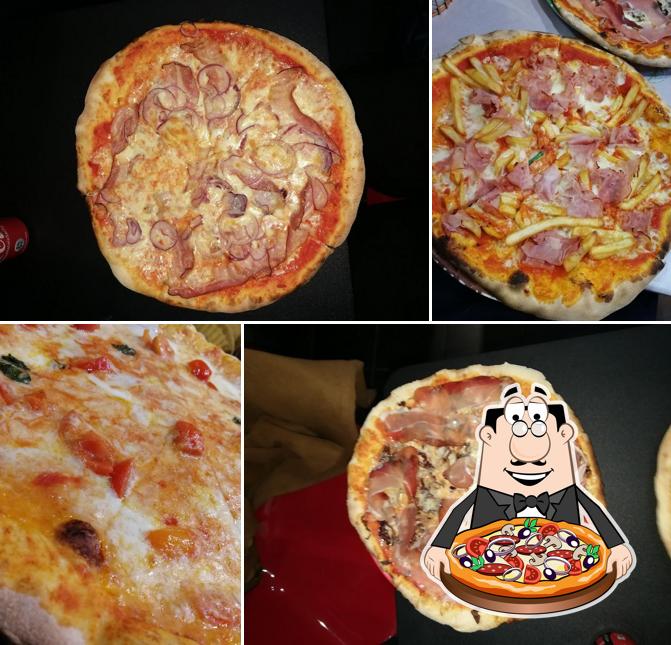 Prova una pizza a Pizzeria Faraoni