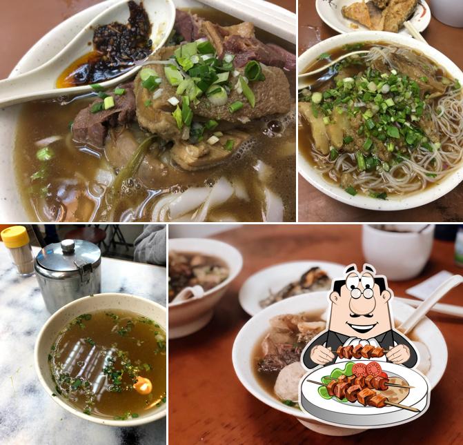 Meals at Wah Nam Noodle Restaurant