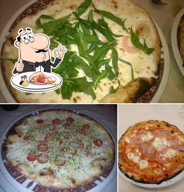 Essayez des pizzas à Taverna Verde
