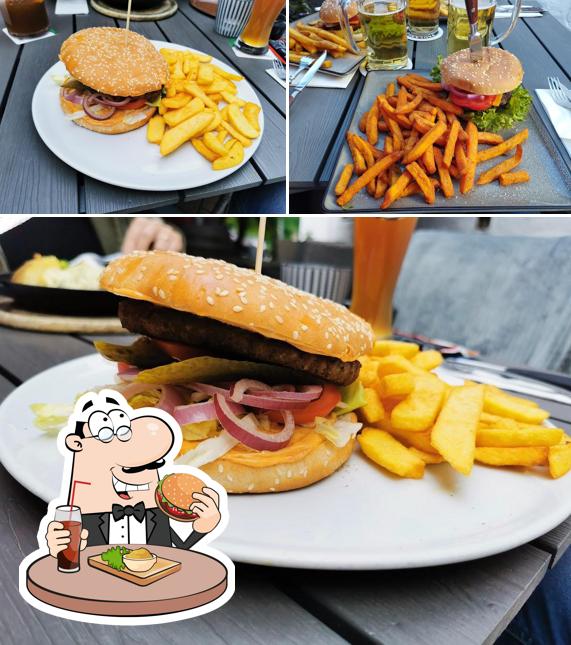 Try out a burger at Feuerstein Segeberg