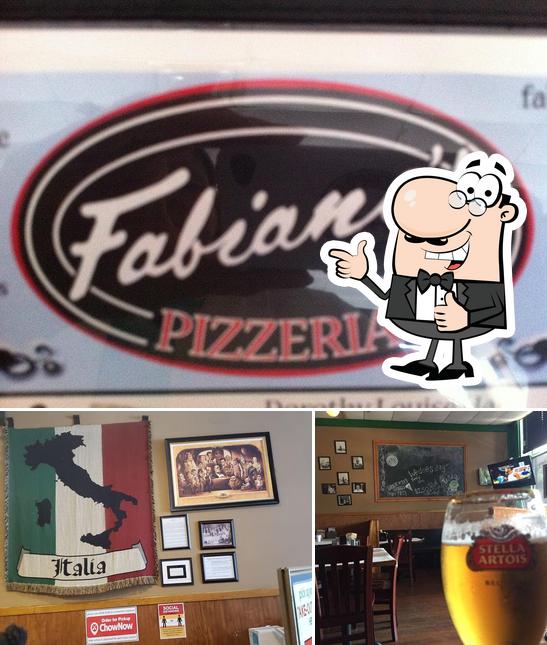 Это снимок ресторана "Fabiano's Pizzeria Douglasville"