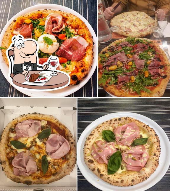 Choisissez des repas à base de viande à Italia pizza