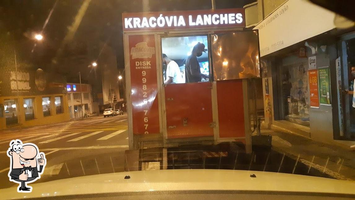 Look at the pic of Kracóvia Lanches