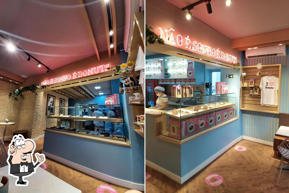 O interior do Mister Donuts - Perdizes