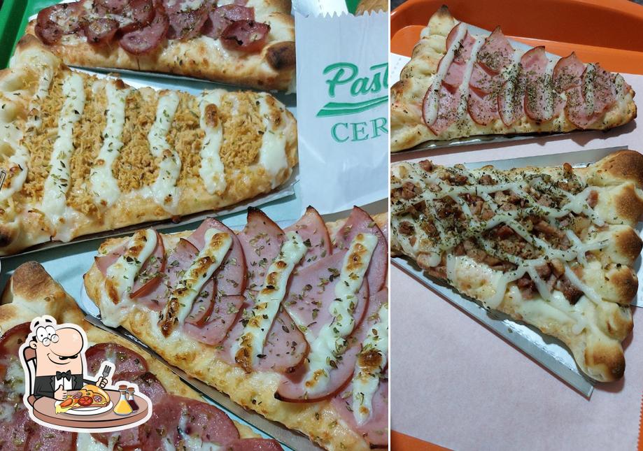 Peça diferentes tipos de pizza