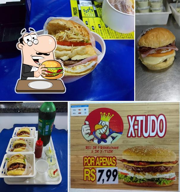 Prueba una hamburguesa en REI DO FRANGUINHO E X-TUDO