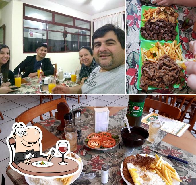 Confira a foto ilustrando comida e bebida no Batista Lanches e Filés