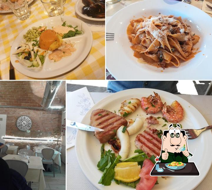 Platti al Ristorante Pizzeria La Grotta, Cascina
