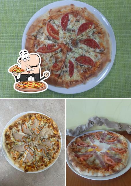 Попробуйте пиццу в "Пицария Караваната Пица Банско Заведение за бързо хранене Пица на пещ Пица на парче Бургери"