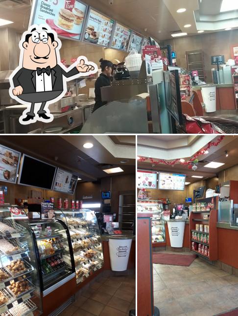 L'intérieur de Tim Hortons