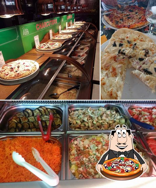 Choisissez des pizzas à Bella pizza buffet italien