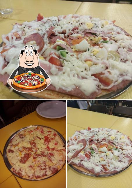 Escolha pizza no Kumilão Pastelaria