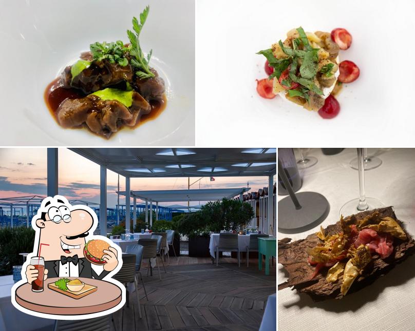 Ordina un hamburger a Bagno Ristorante Marechiaro