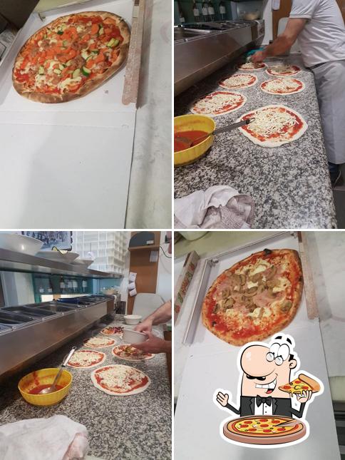 Scegli una pizza a Ristorante Pizzeria Penegal