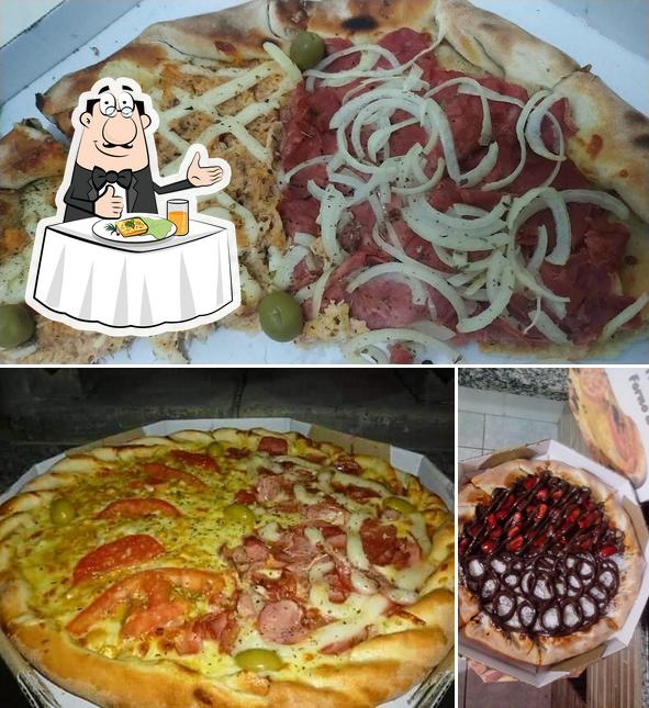 Comida em Pizzaria Flórida