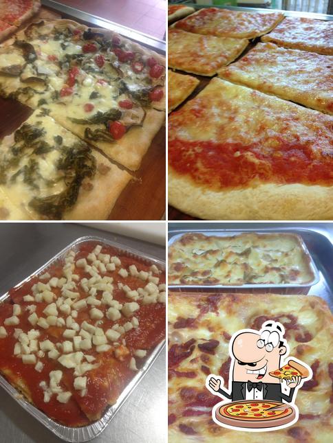 A Pizzeria Rosticeria ''Al Posto Giusto'', puoi goderti una bella pizza