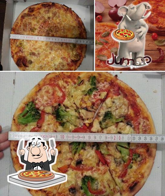 Попробуйте пиццу в "Piccolo Mondo"