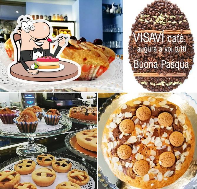 Visavì Cafè Noci offre un'ampia varietà di dessert