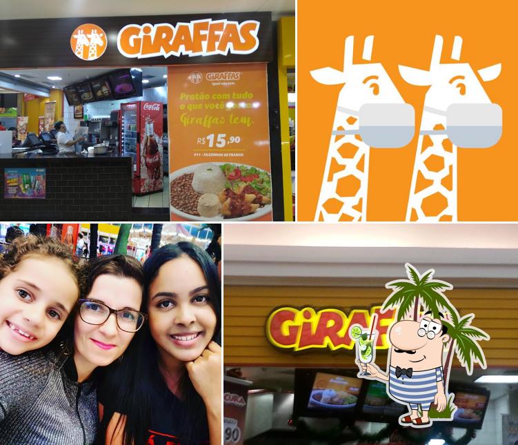 See the image of Giraffas