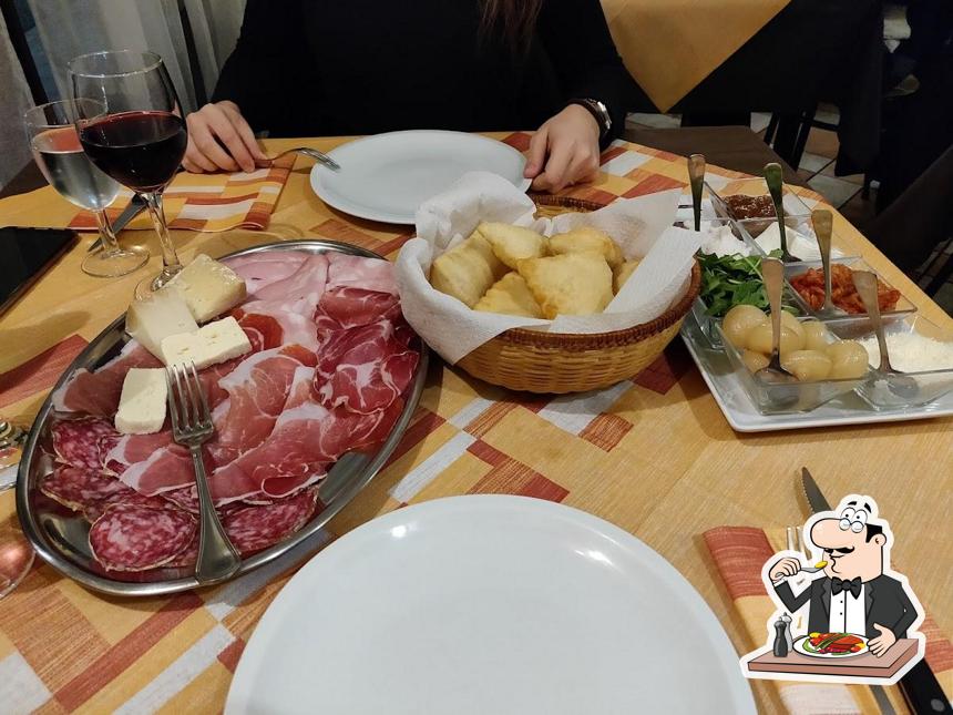 Cibo al Il Gatto e La Volpe RISTORANTE PIZZERIA