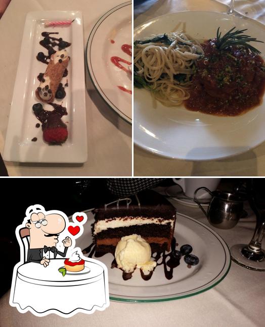 Via Emilia Italian Restaurant te ofrece una buena selección de postres