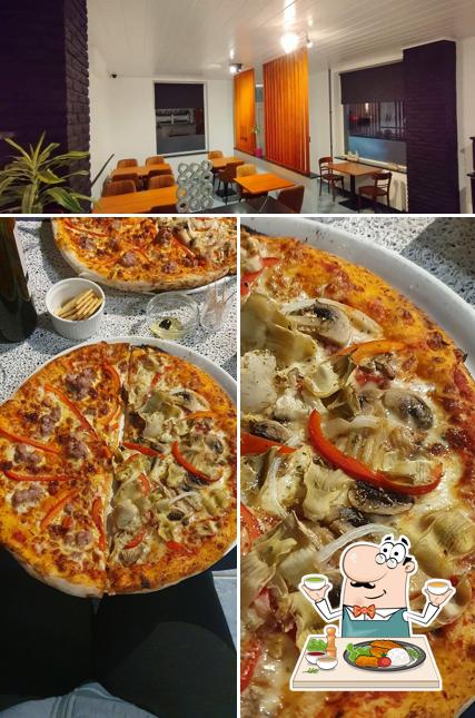 Voici l’image représentant la nourriture et intérieur sur Pizzeria della Casa Bianca