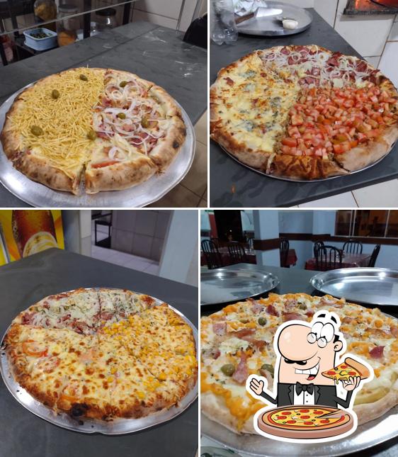 Escolha pizza no Pizzaria Cajuru