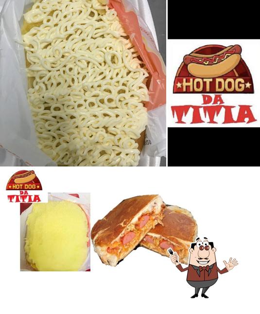 Comida em Hot Dog da Titia