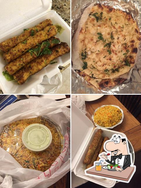 Еда в "Raavi Naan Kabab & Halal Meat"