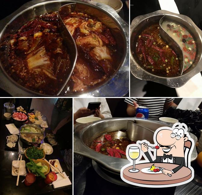 Meals at Hou Yi Hot Pot