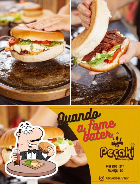 Experimente um hambúrguer no PeçAki Delivery (Lanches Gaúcho)