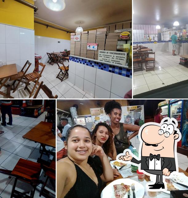 O interior do Pizzaria Mia II