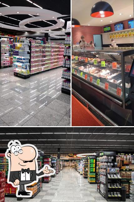 O interior do Confiança Supermercados - Centro