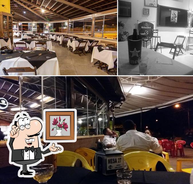 O interior do Mais Beer Grill