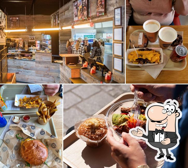 Regarder la photo de Roadside Burger Restaurant Vannes