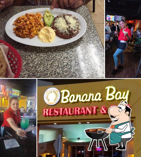 Banana Bay, 7500 Bellaire Blvd F23 in Houston - Restaurant menu and reviews