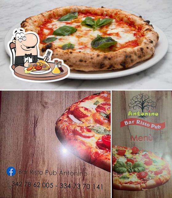 Prenditi una pizza a Bar Risto Pub Antonino