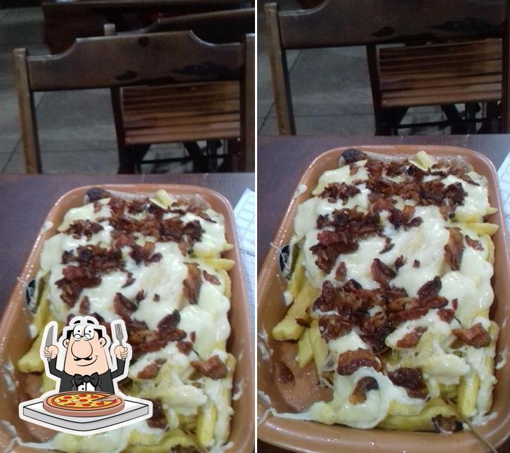 Peça pizza no Confraria Burguer Hamburgueria