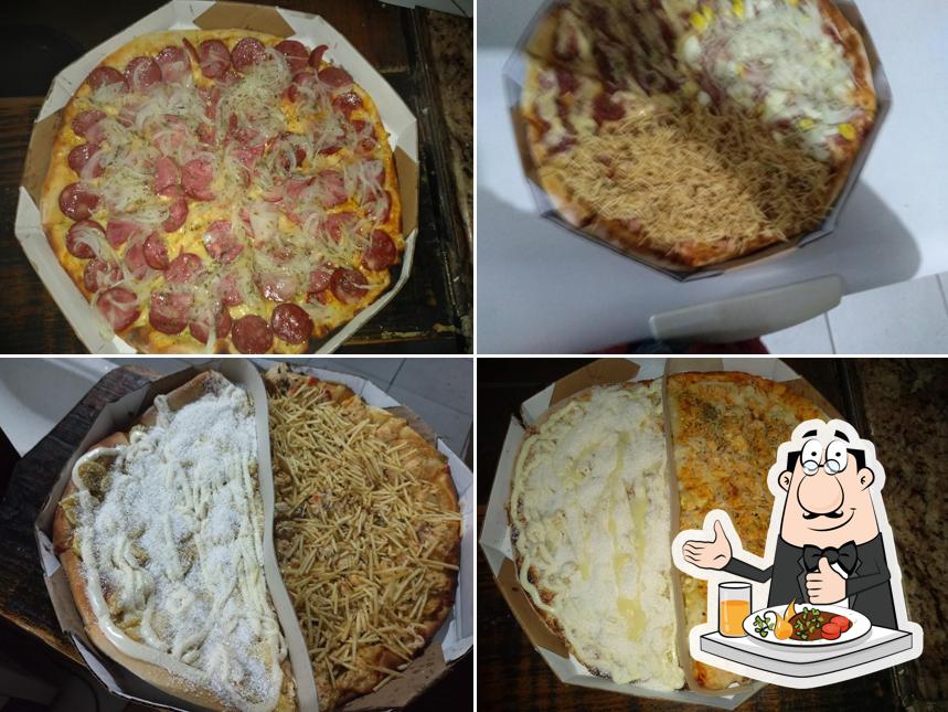 Comida em Pizzaria Colonial