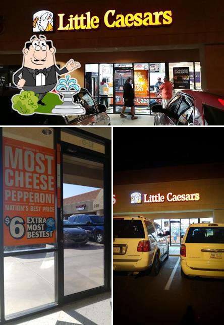 The exterior of Little Caesars Pizza