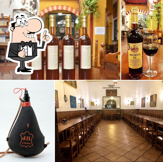 See the picture of Bodegas Sociedad Plateros despacho de vinos