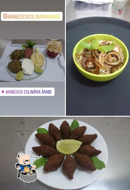 Comida em Arabesco Culinária Árabe