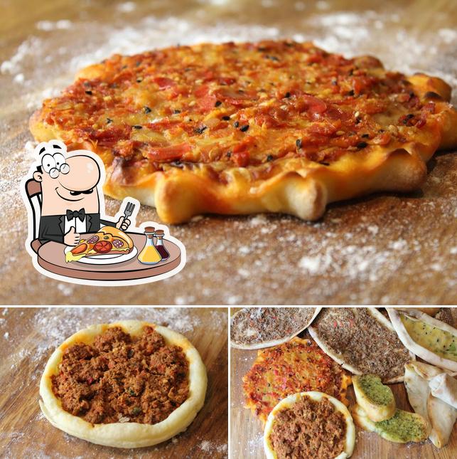 Закажите пиццу в "Best Maza"
