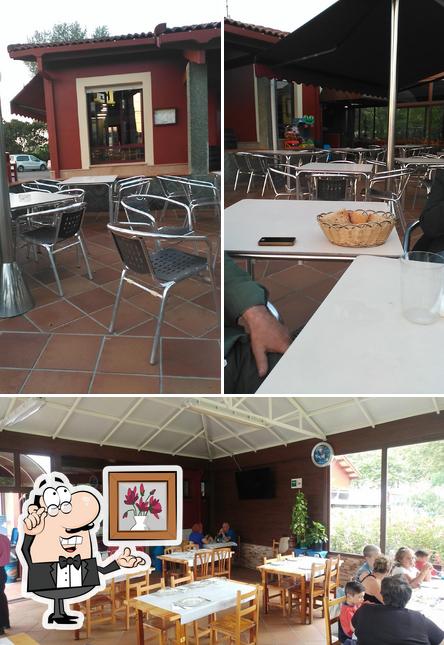 El interior de Restaurante La Ponderosa