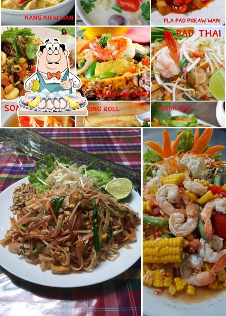 Закажите блюда с морепродуктами в "Thai Food"