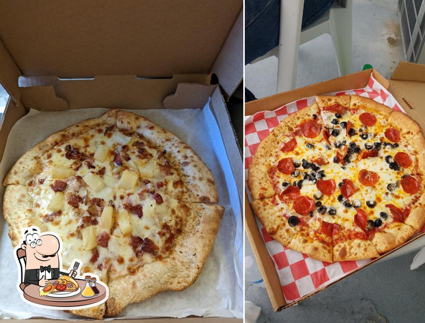 Отведайте пиццу в "Mama Mia Pizzeria (Myrtle Beach – Ocean Blvd. South)"