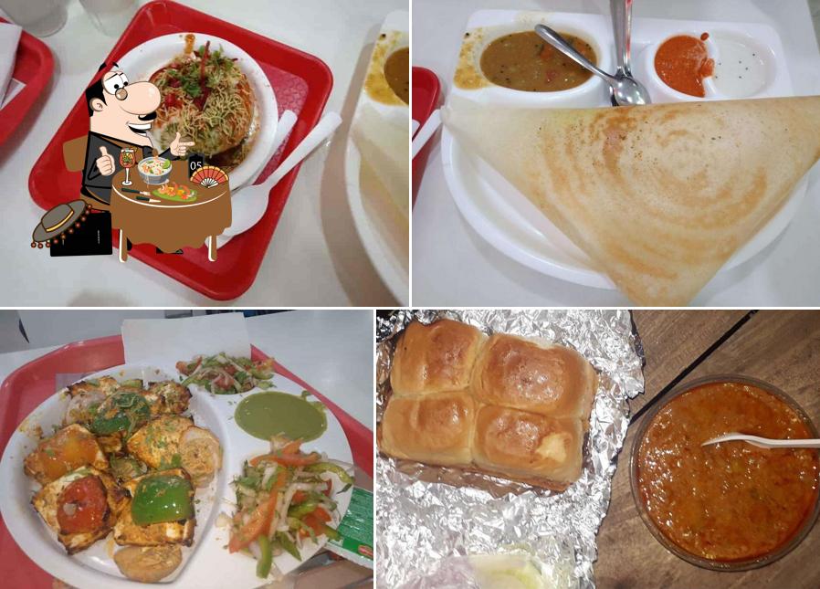 Meals at Haldiram Bhujiawala