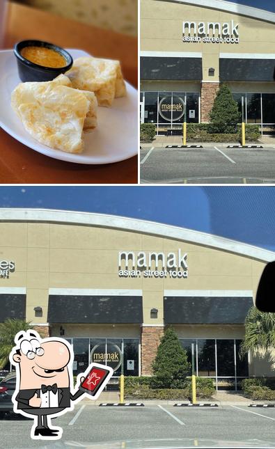 The picture of Mamak Asian Street Food’s exterior and dessert