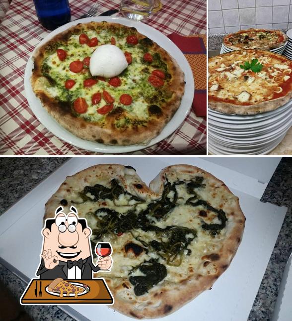 Prenez des pizzas à Bella Napoli