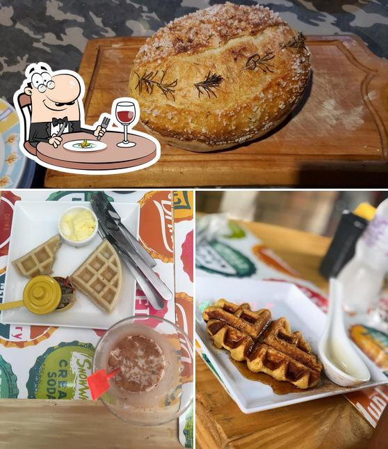 Comida em Doce Cor Café & Waffles